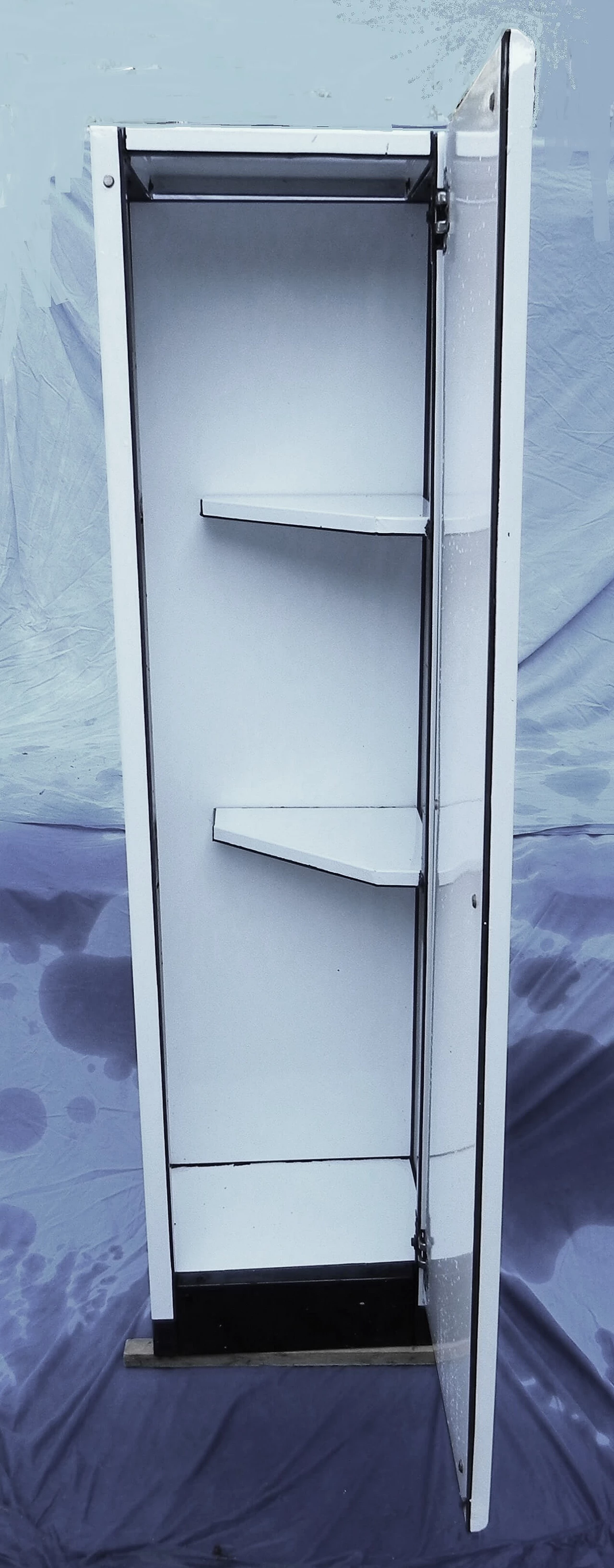 Column cabinet by Soal in white enameled metal, 1960s 4