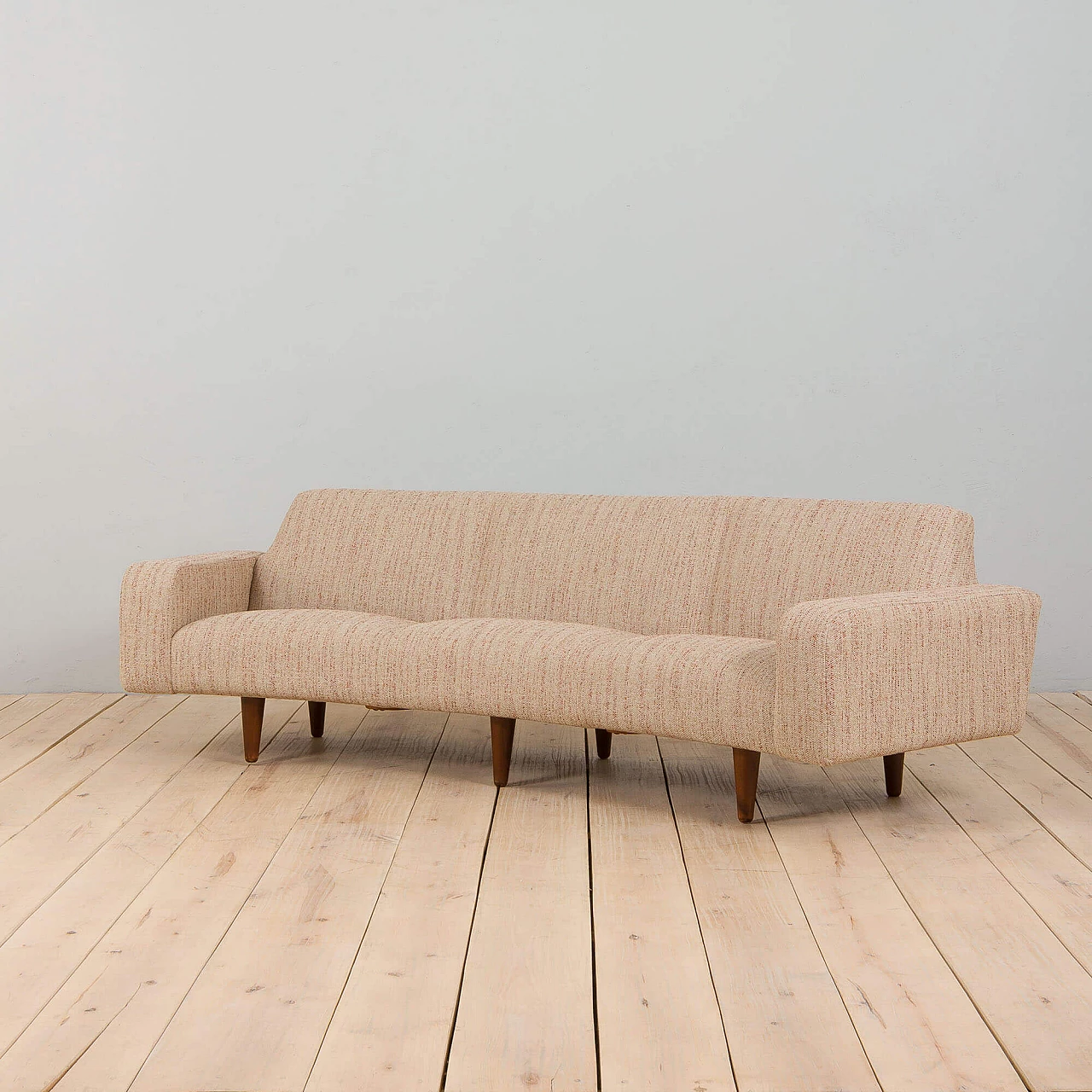Banana curved sofa by Illum Wikkelsø for Aarhus Polstermøbelfabrik, 1970s 1