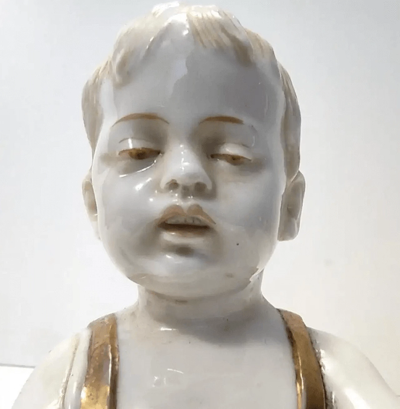 Child reading in Capodimonte ceramic and gold, 1960s 8