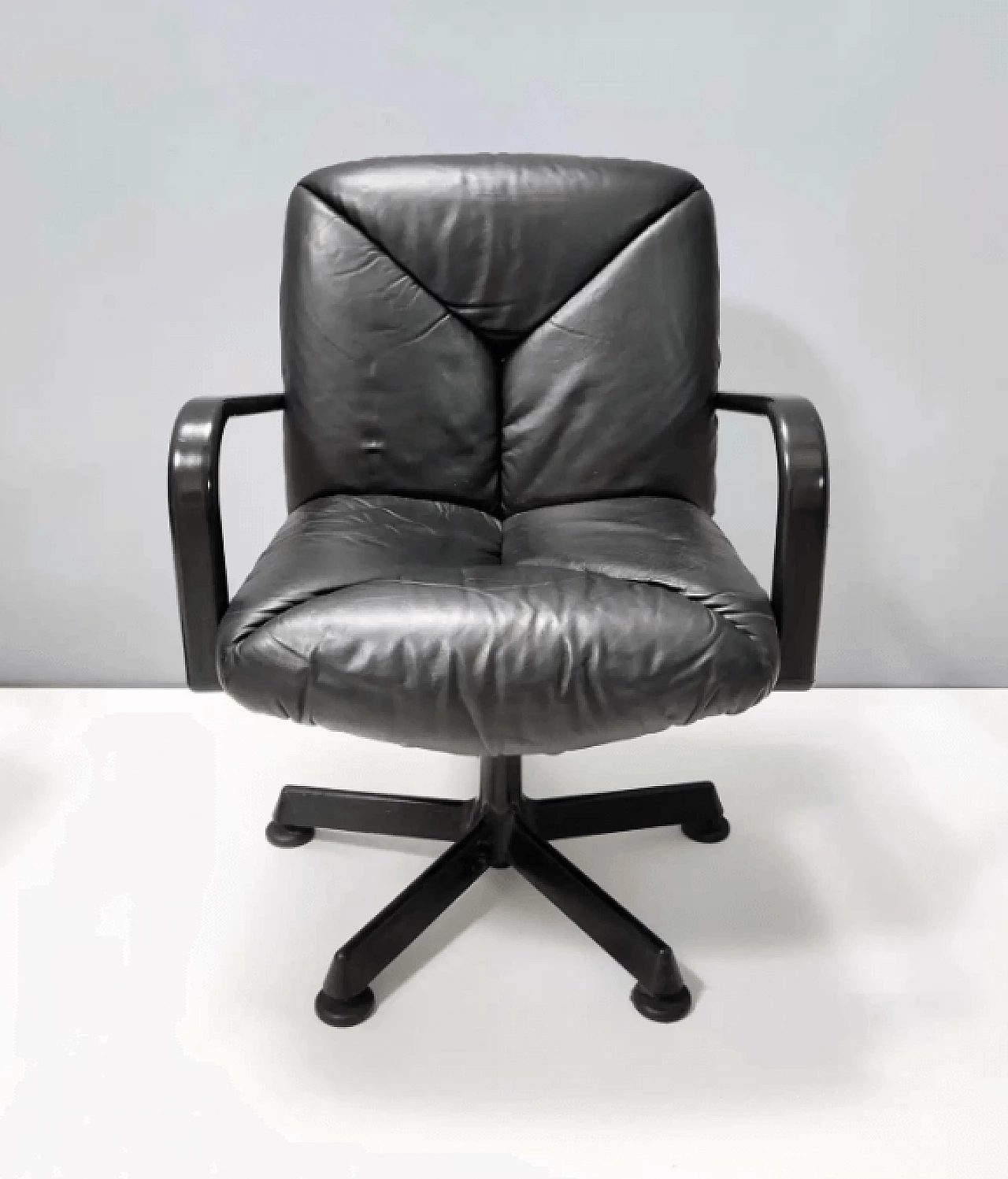 Coppia di sedie da ufficio in pelle di Vico Magistretti per ICF Design, 1978 7