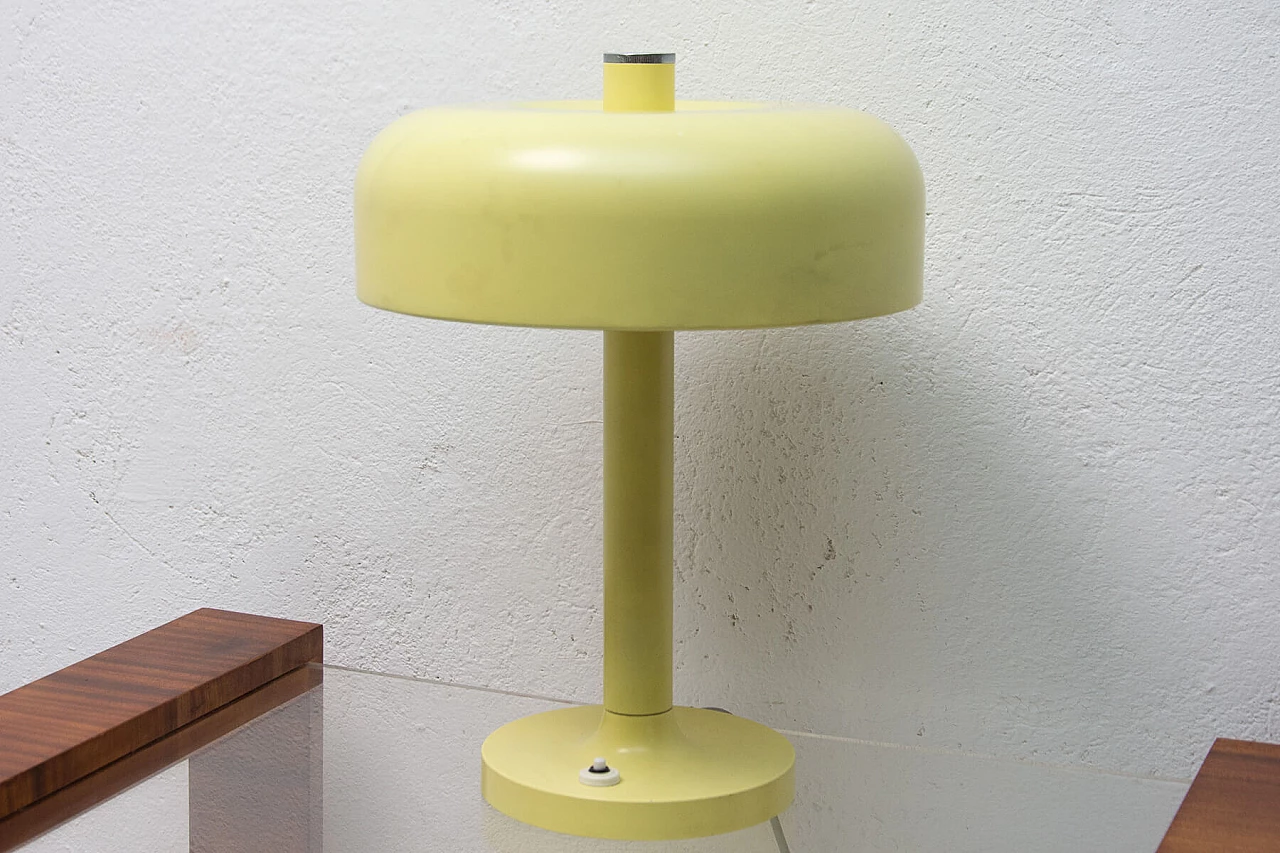 Yellow mushroom-shaped desk lamp, 1960s 3