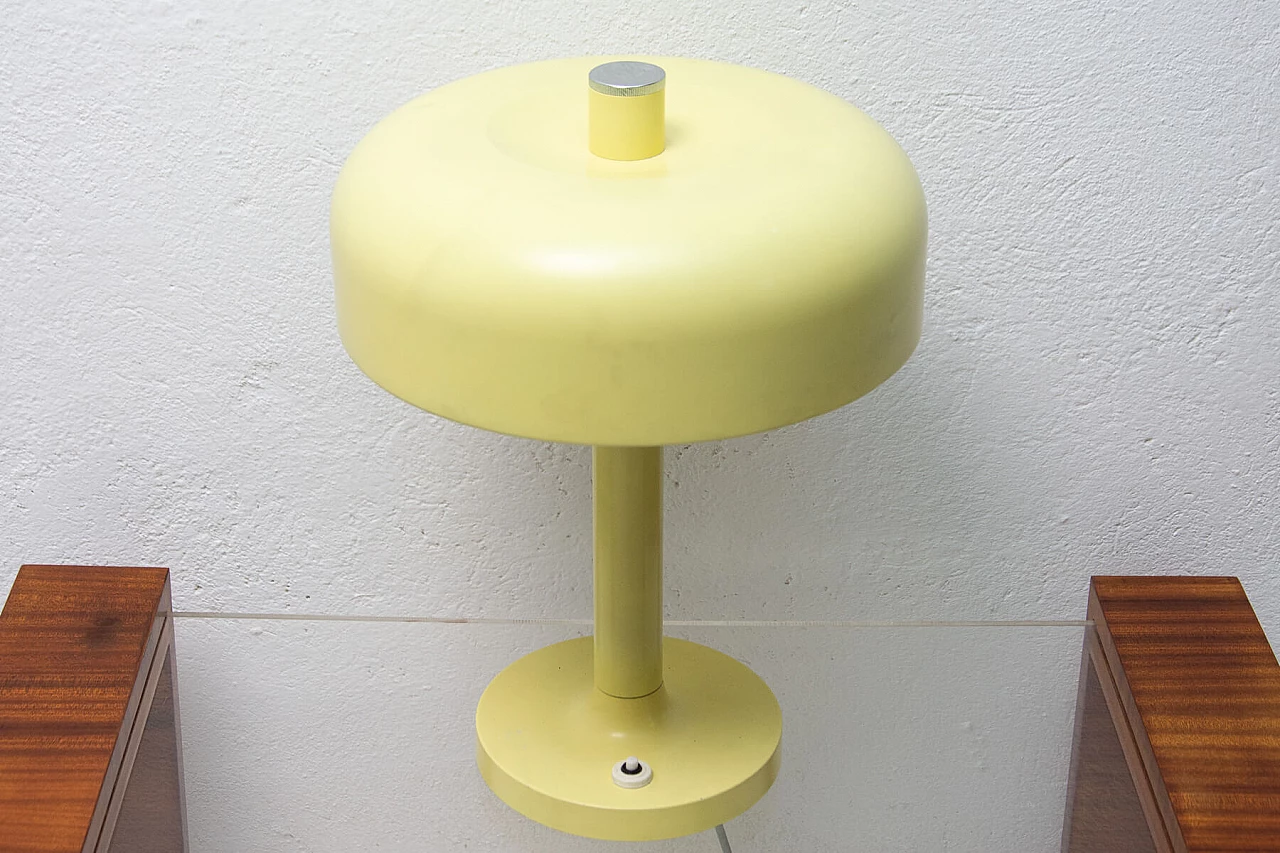 Yellow mushroom-shaped desk lamp, 1960s 6