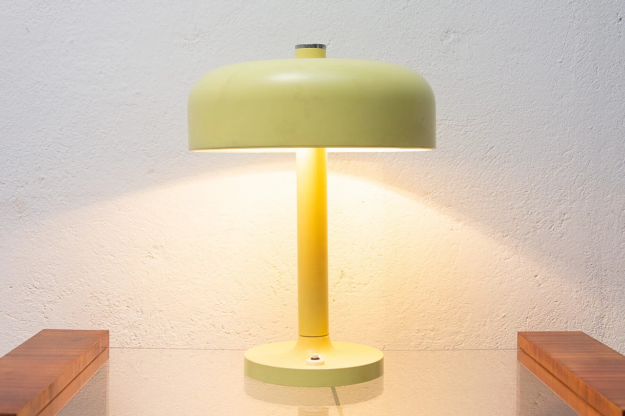 Yellow mushroom-shaped desk lamp, 1960s 11