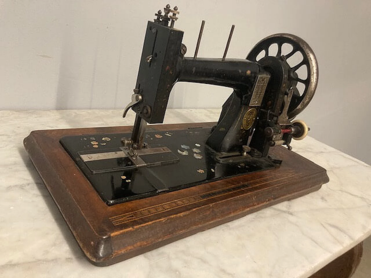 Tabletop sewing machine with mother-of-pearl inlays, late 19th century 8