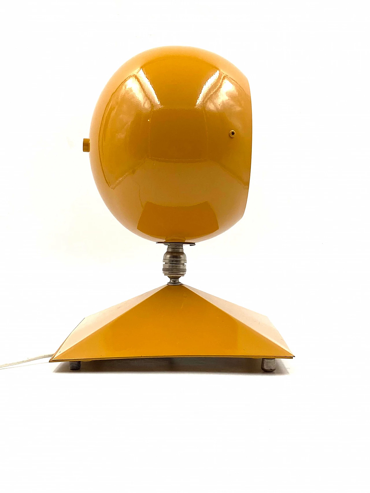 Eyeball yellow table lamp, 1970s 4