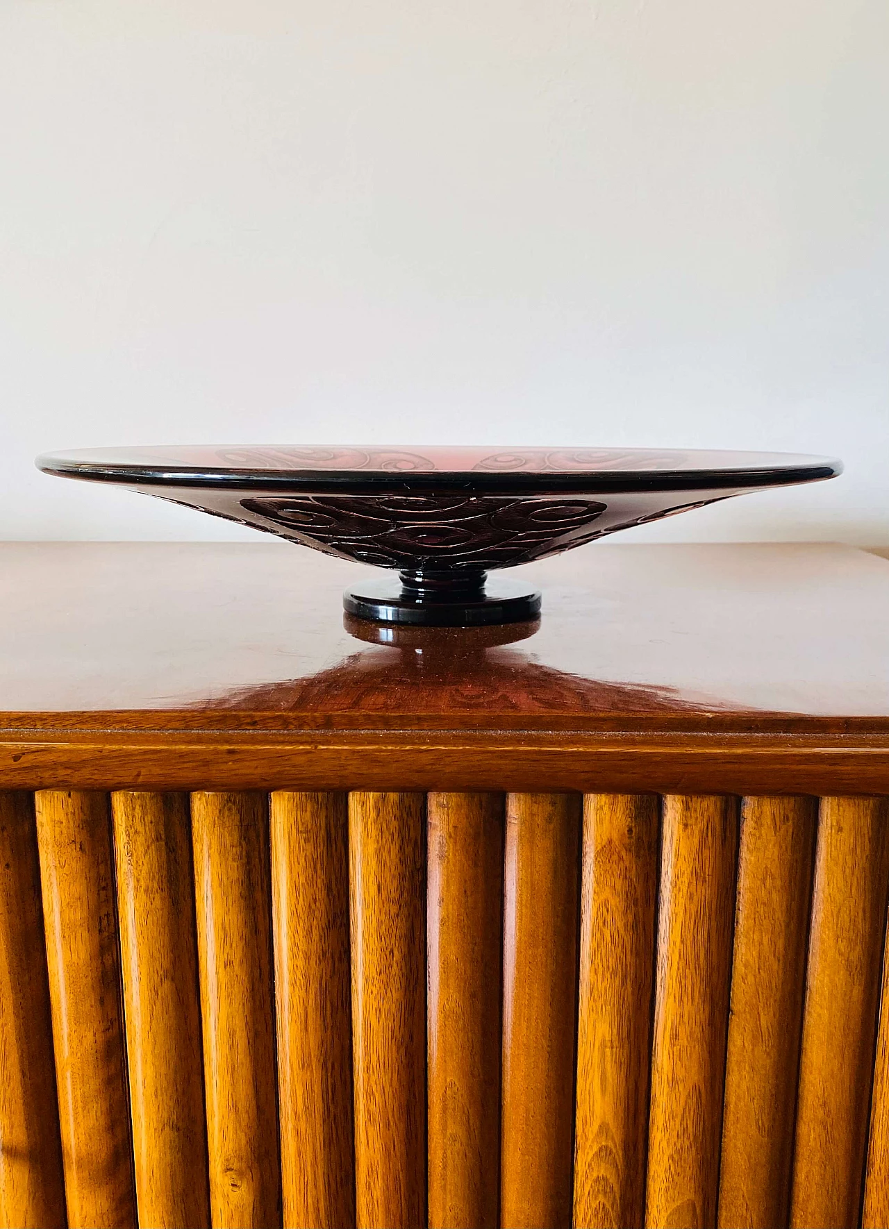 Centrotavola in vetro viola di Charles Schneider per Le Verre Francais, anni '30 5