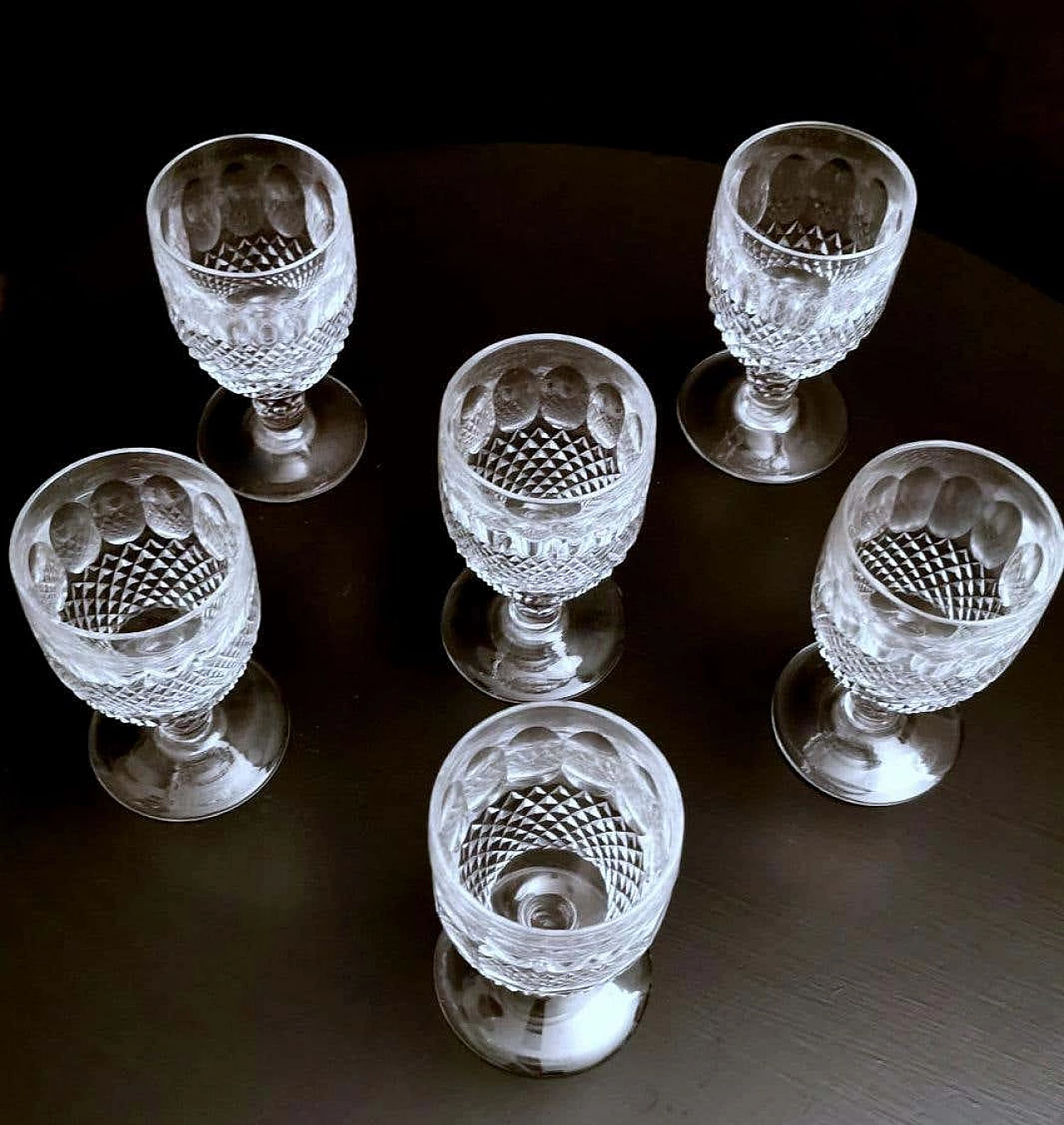 6 Ground crystal liqueur glasses in Beaux-Art style, 1920s 4