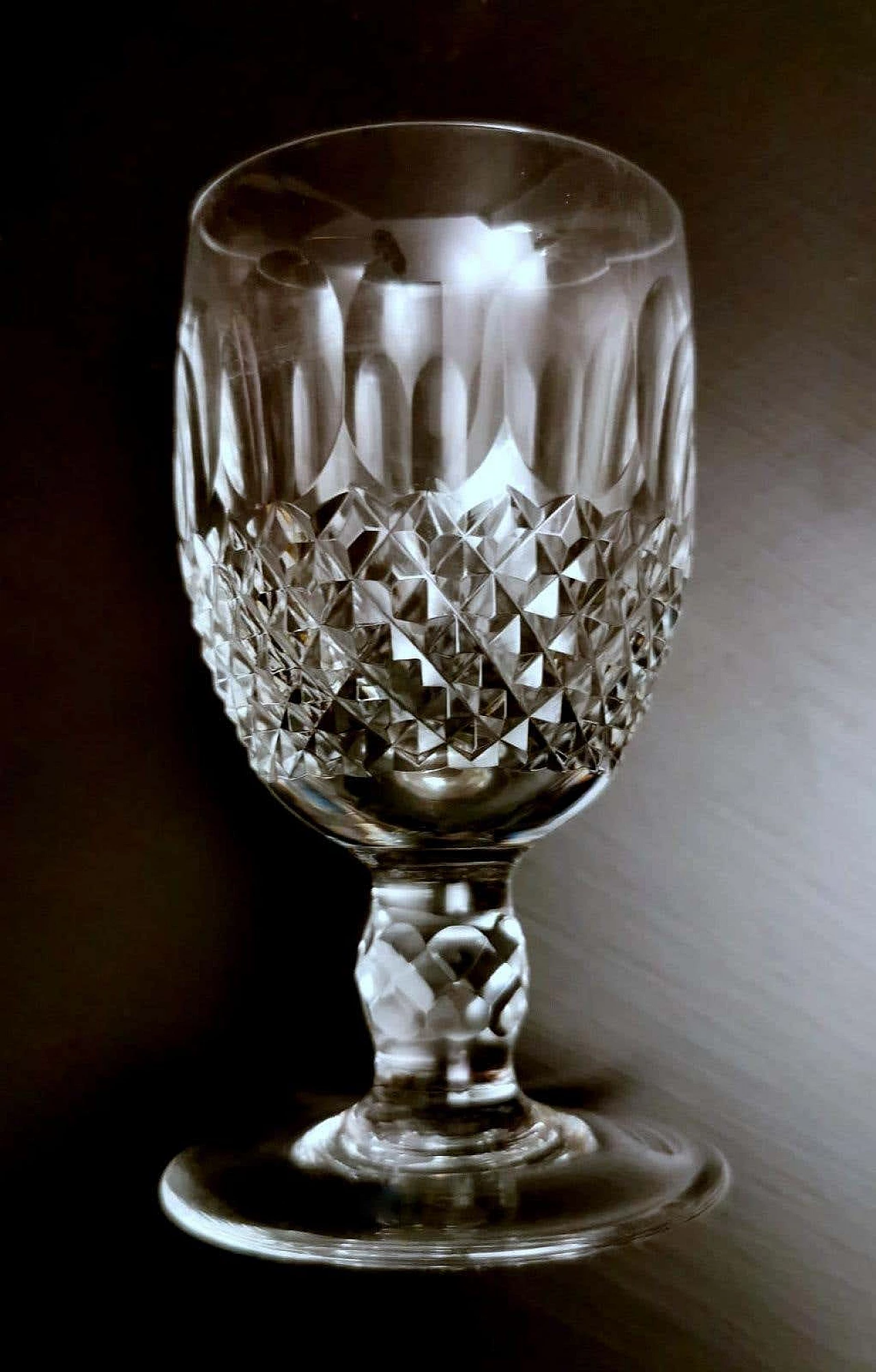 6 Ground crystal liqueur glasses in Beaux-Art style, 1920s 11