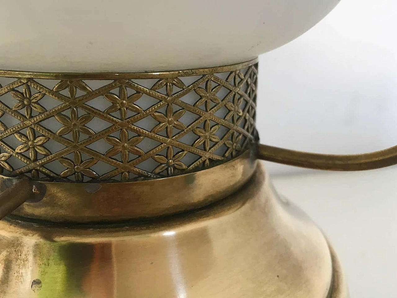 Brass and encased glass lantern table lamp, 1950 6