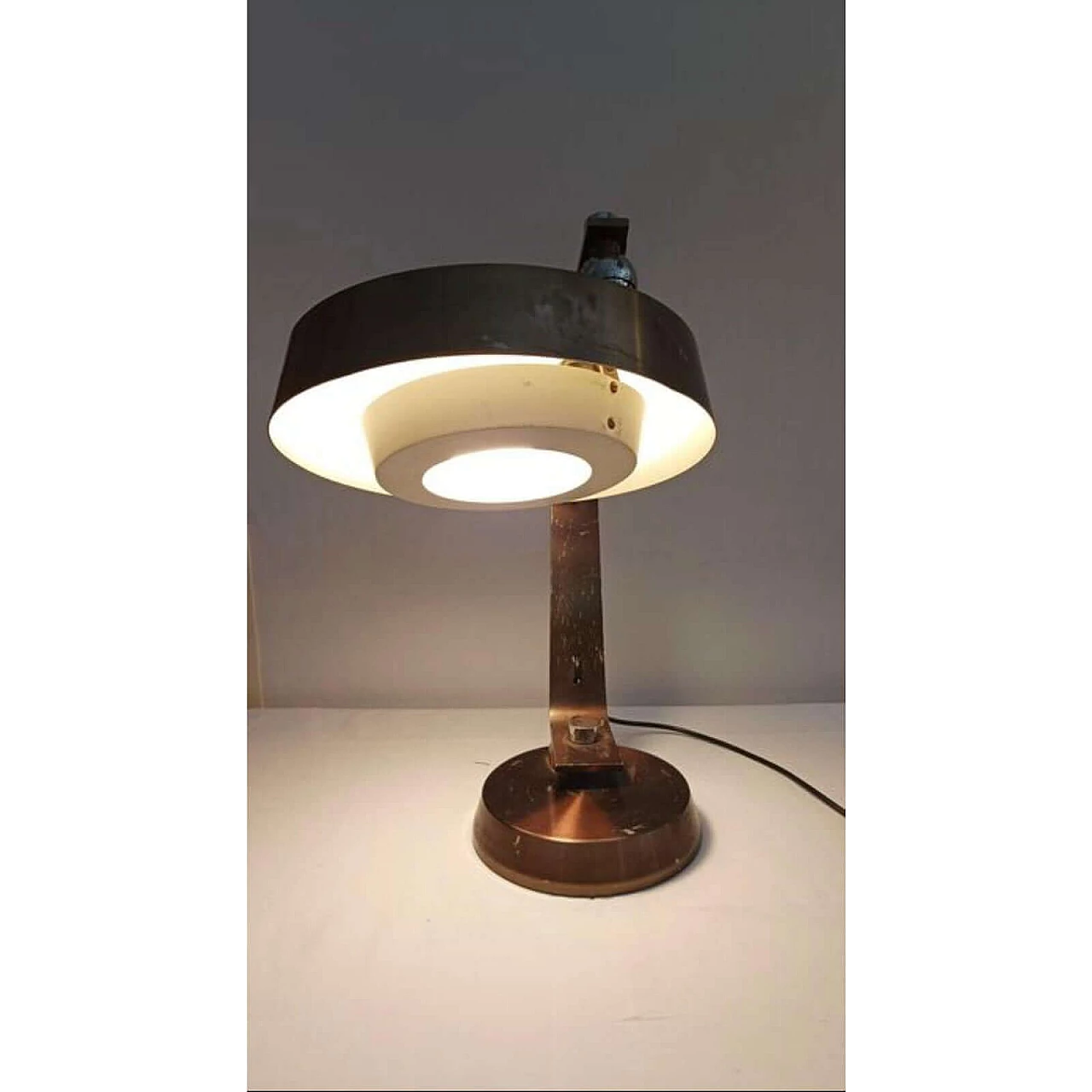 Lampada da tavolo in metallo in stile Arredoluce, anni '70 11
