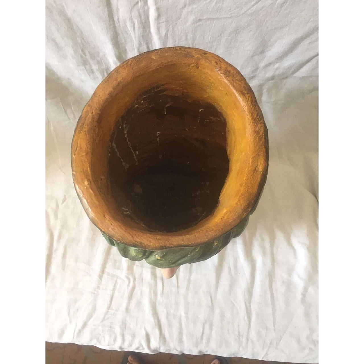 Vaso in terracotta decorato e dipinto a mano, 1880 11