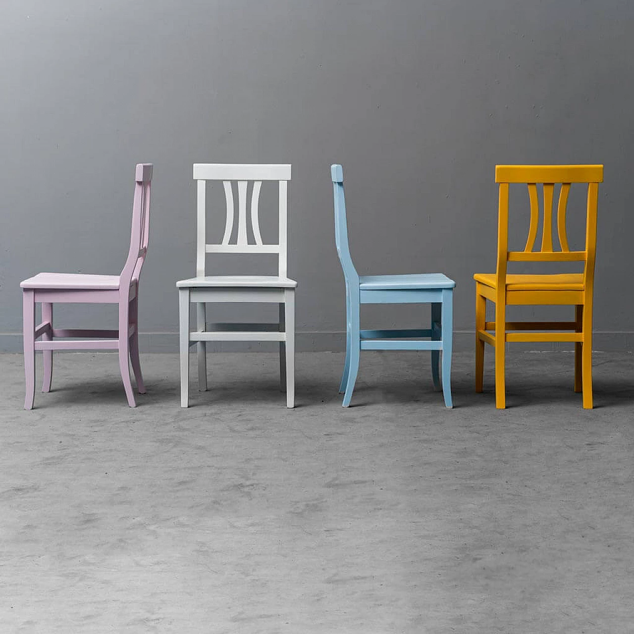 4 Colored wood chairs, 1950s 1