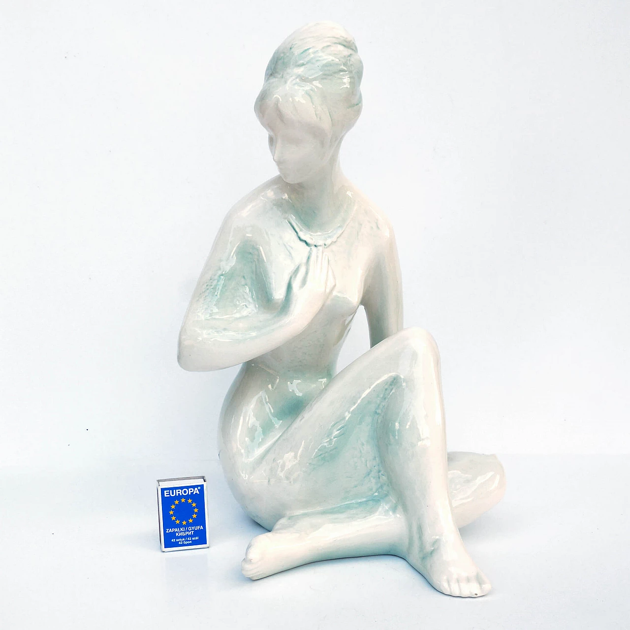 Scultura di nudo femminile di Kokrda Jihokera Bechyně, anni '60 3