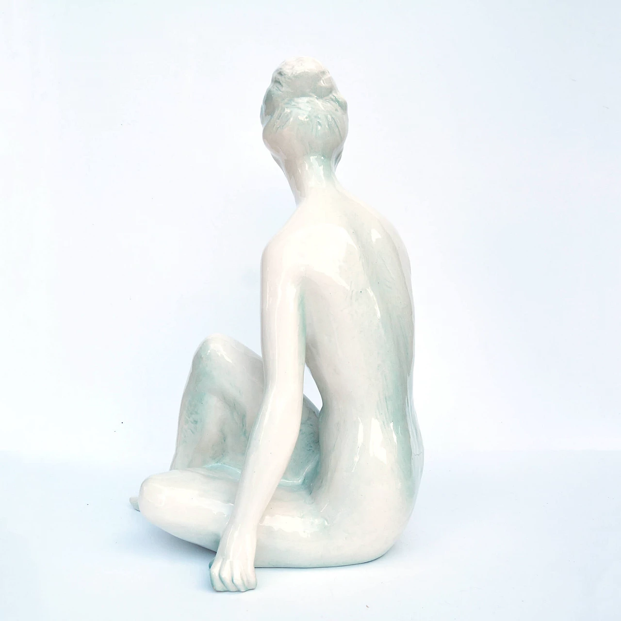 Scultura di nudo femminile di Kokrda Jihokera Bechyně, anni '60 8