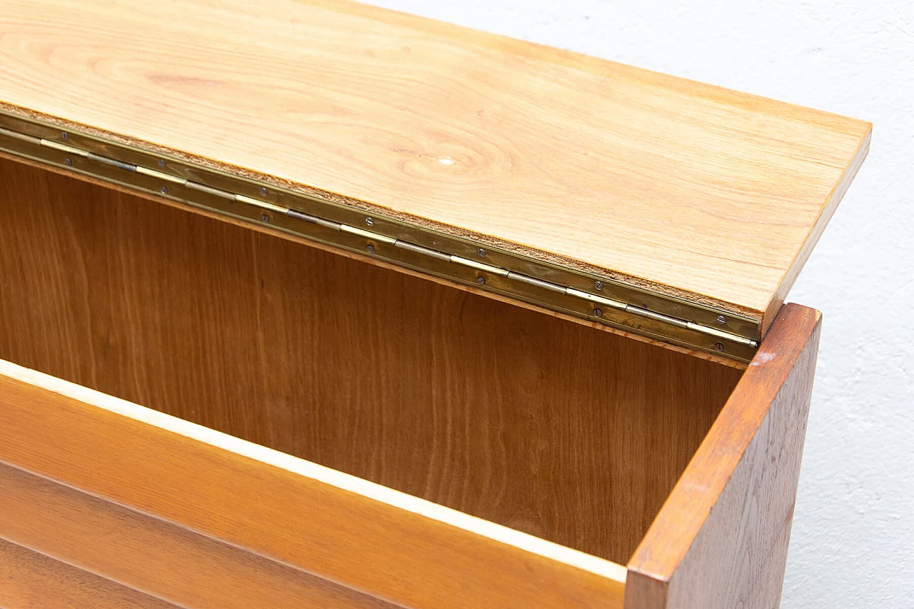 Oak and beech dresser with horizontal slats, 1960s 5