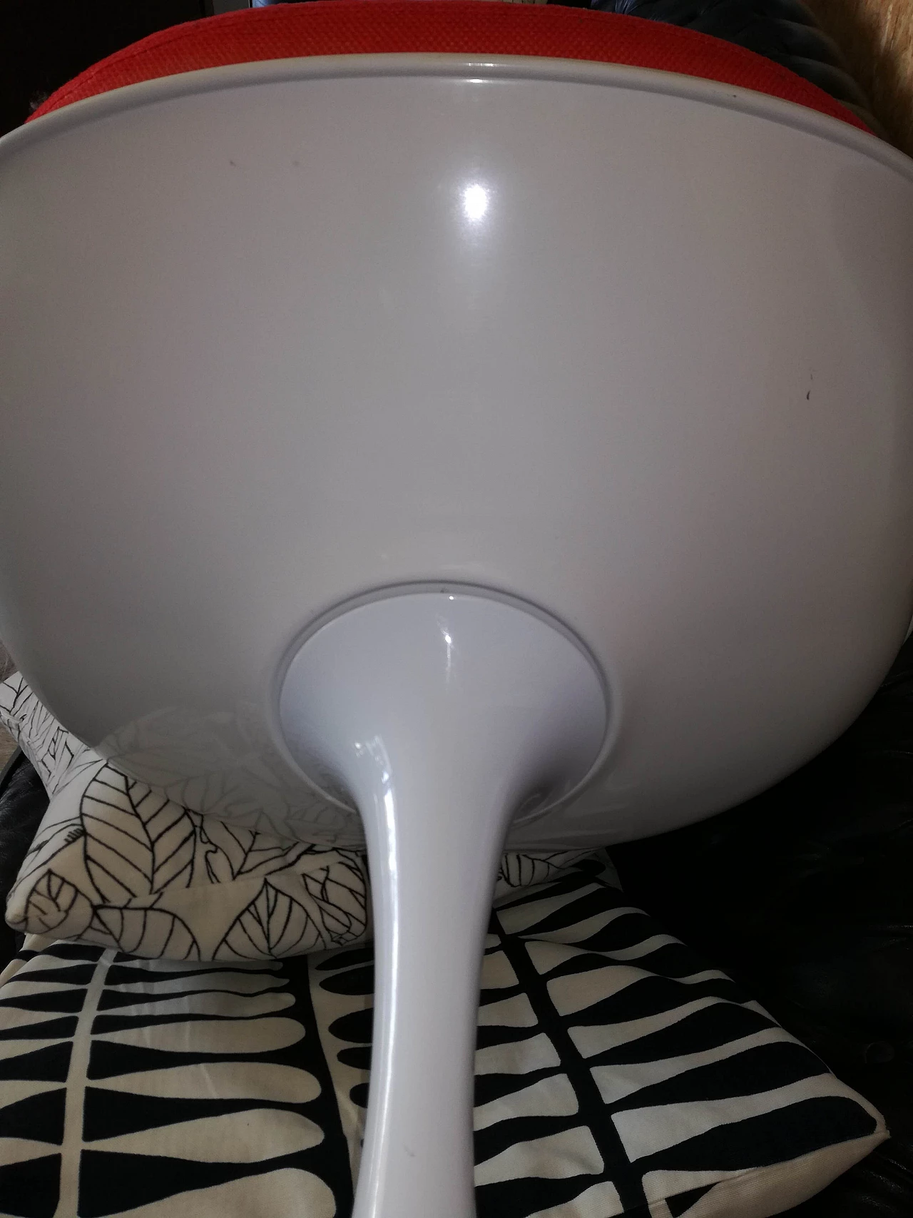 Sedia ispirata al modello Tulip per Knoll, anni 2000 12