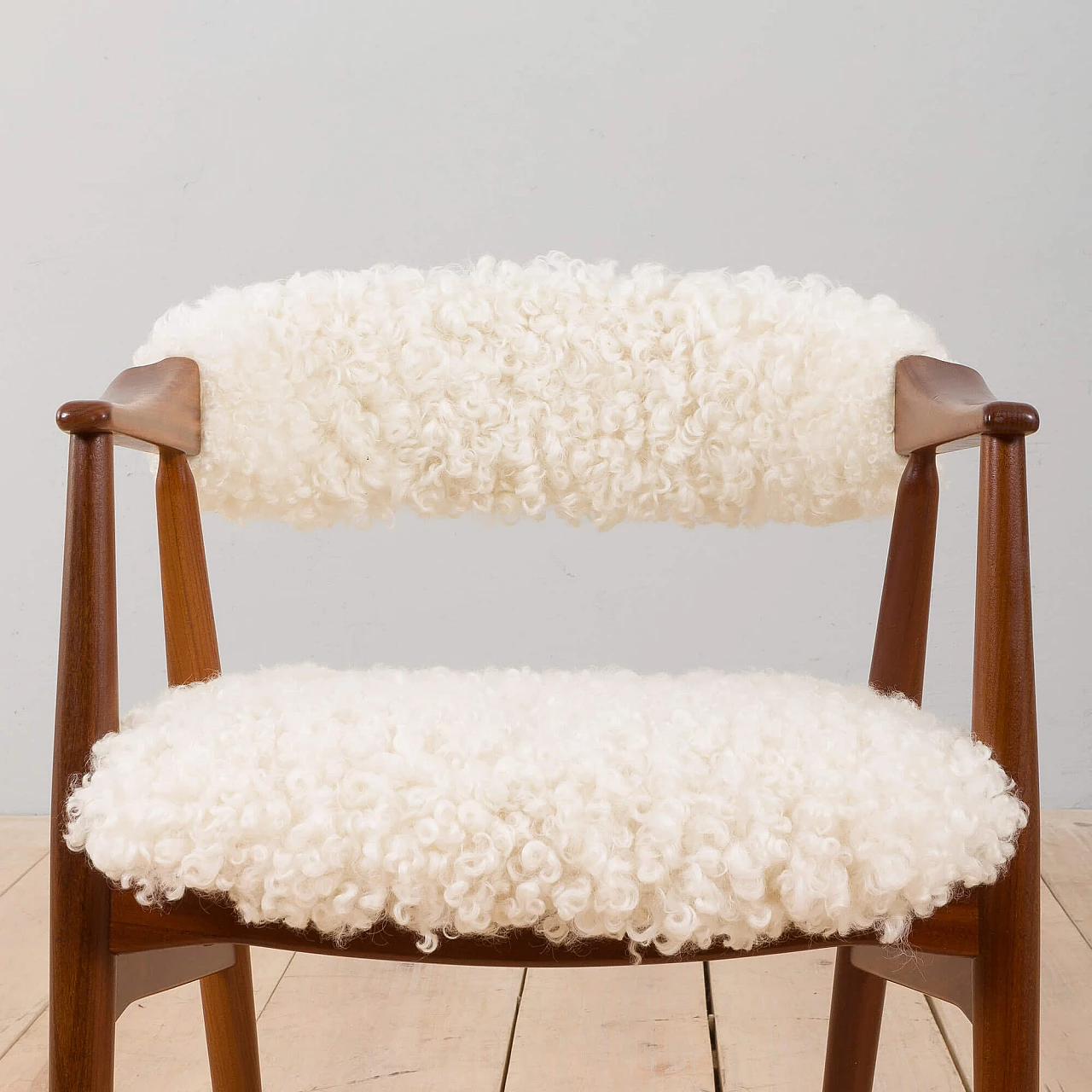 Farstrup chair in solid teak with natural sheepskin upholstery, 1960s 2