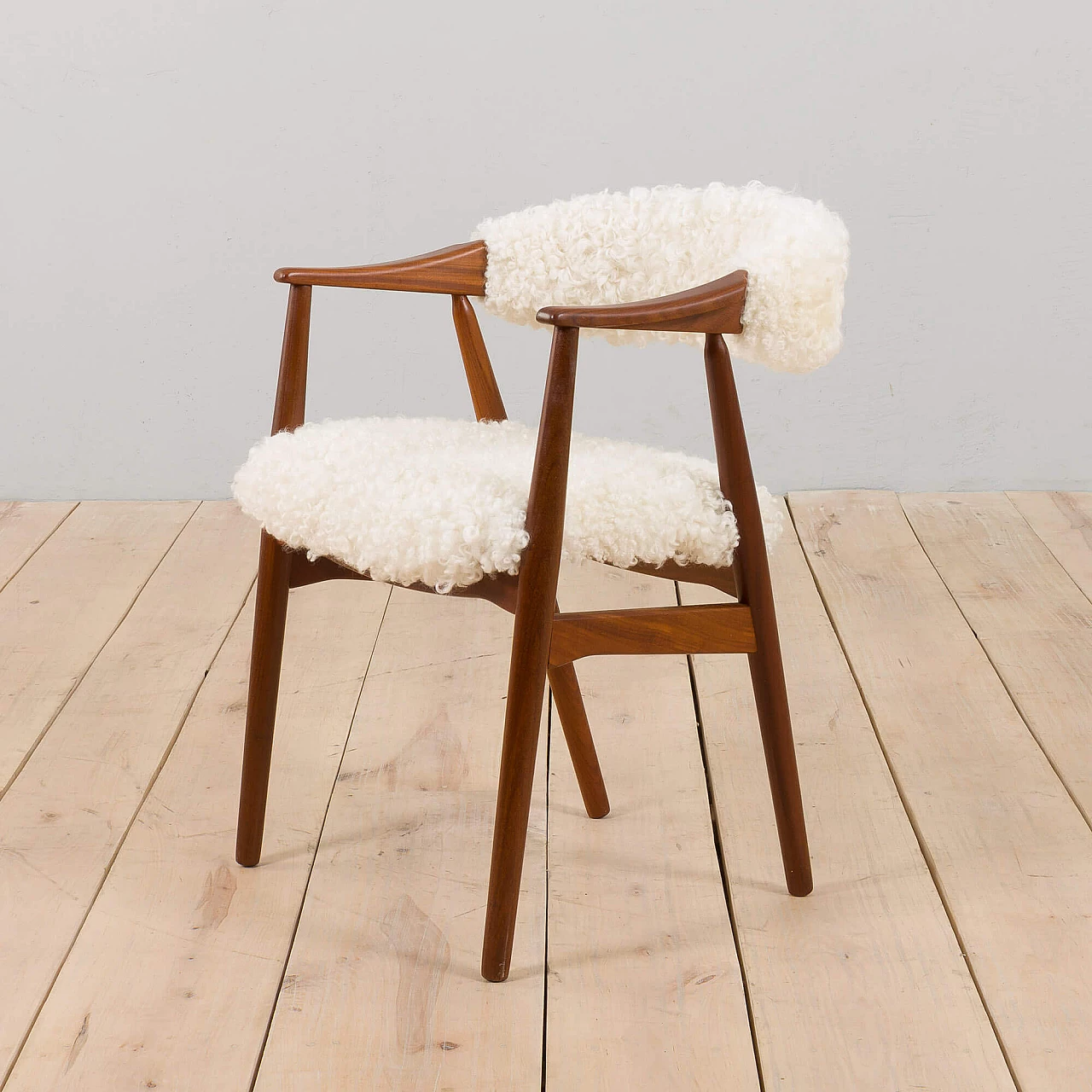 Farstrup chair in solid teak with natural sheepskin upholstery, 1960s 8