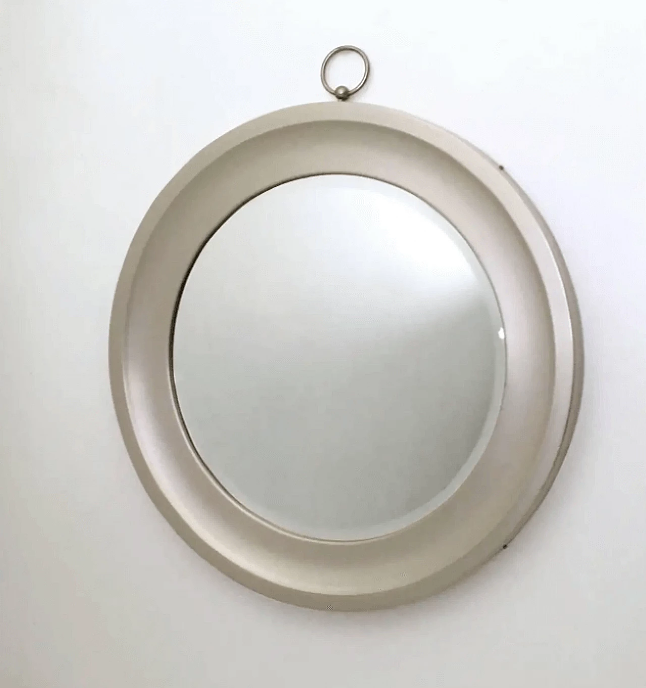 Specchio da parete rotondo in acciaio attribuibile a Sergio Mazza, anni '70 2