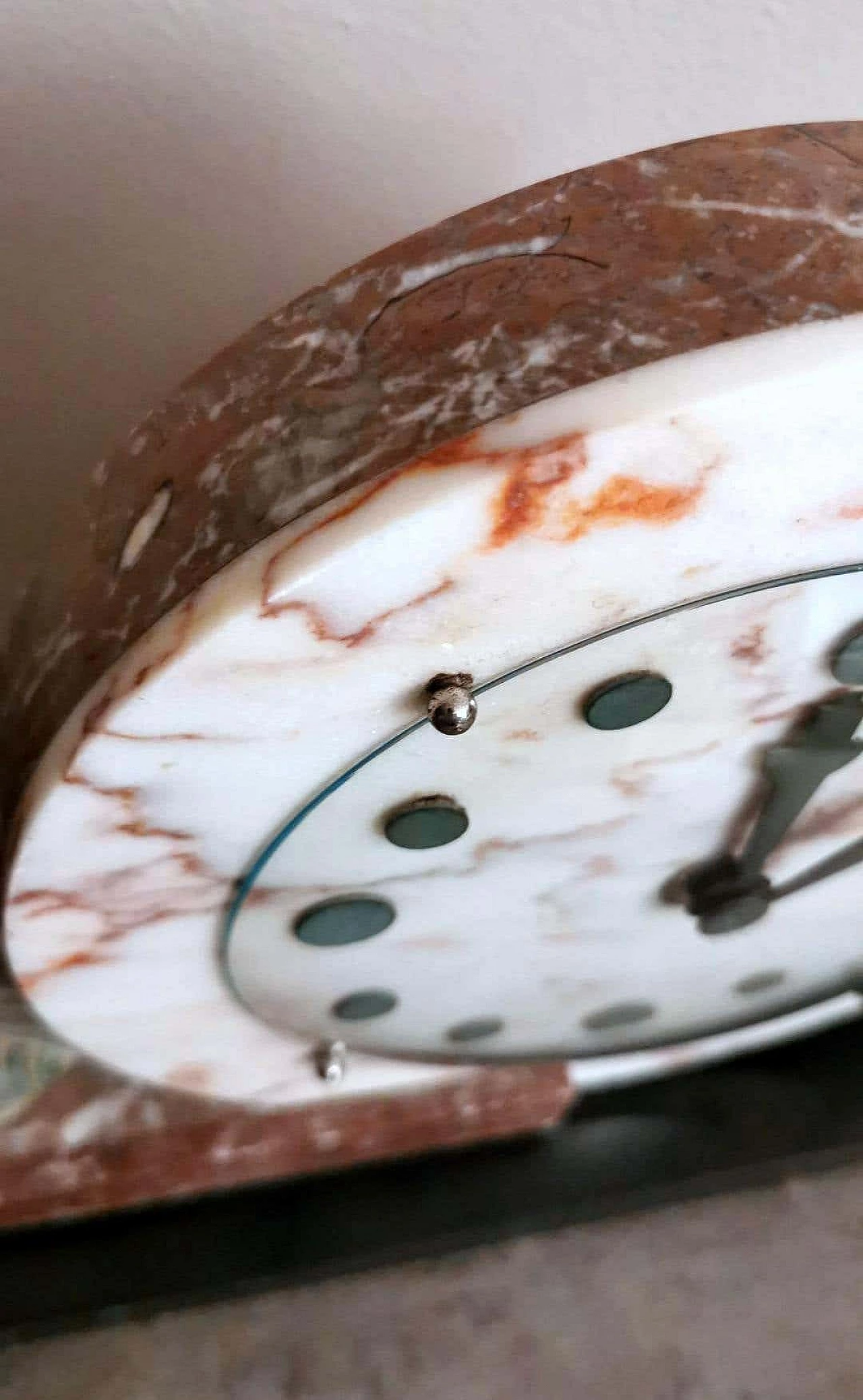 Marble clock with metal bird Art Decò, 1930s 6