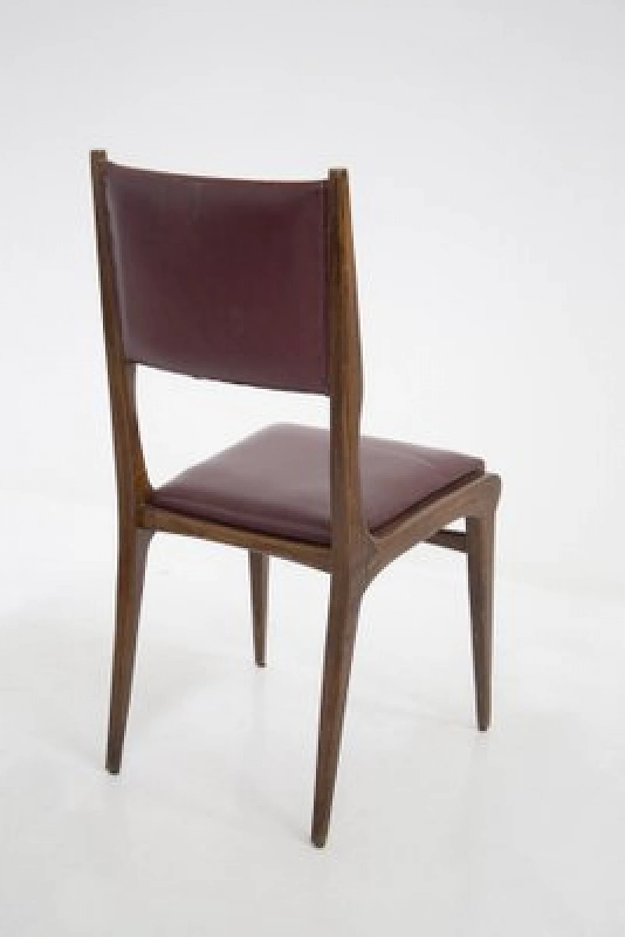 6 Wood and red leather chairs attributed to Carlo De Carli, 1950s 4