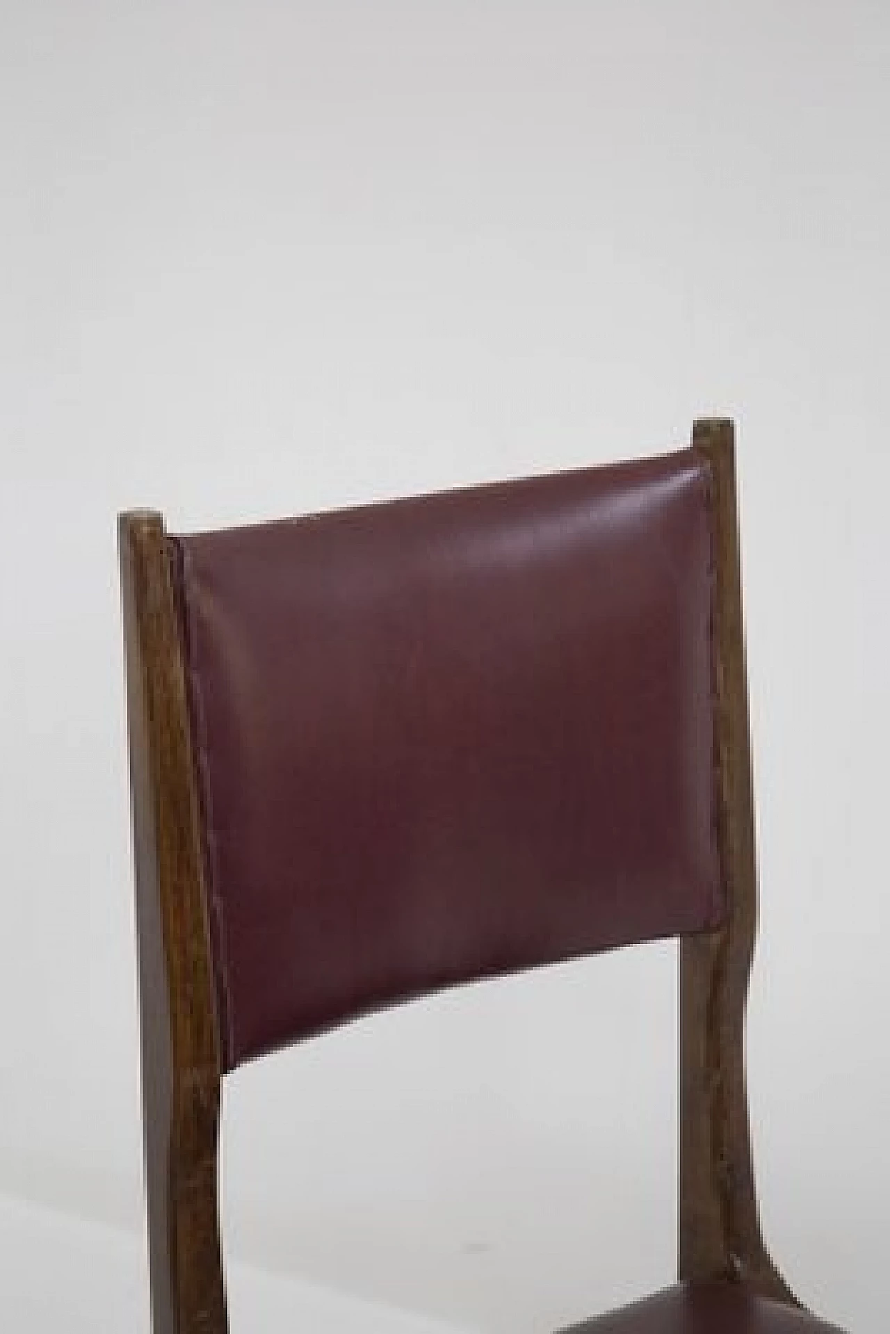 6 Wood and red leather chairs attributed to Carlo De Carli, 1950s 12