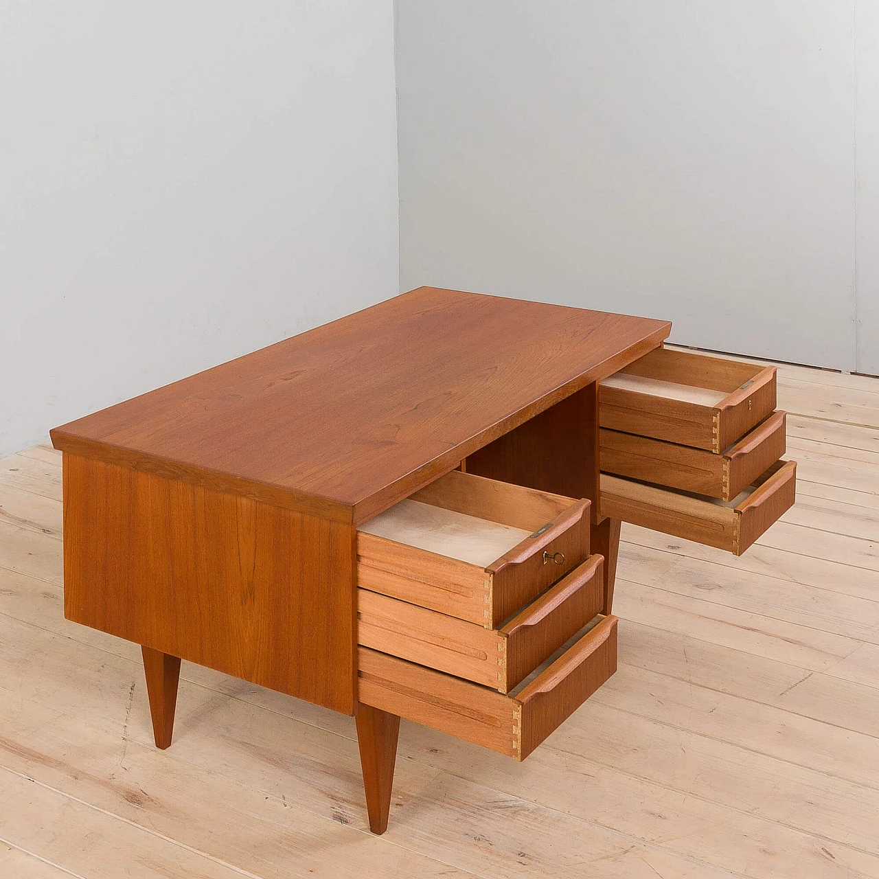 Danish teak desk in the style of Illum Wikkelso, 1960s 12