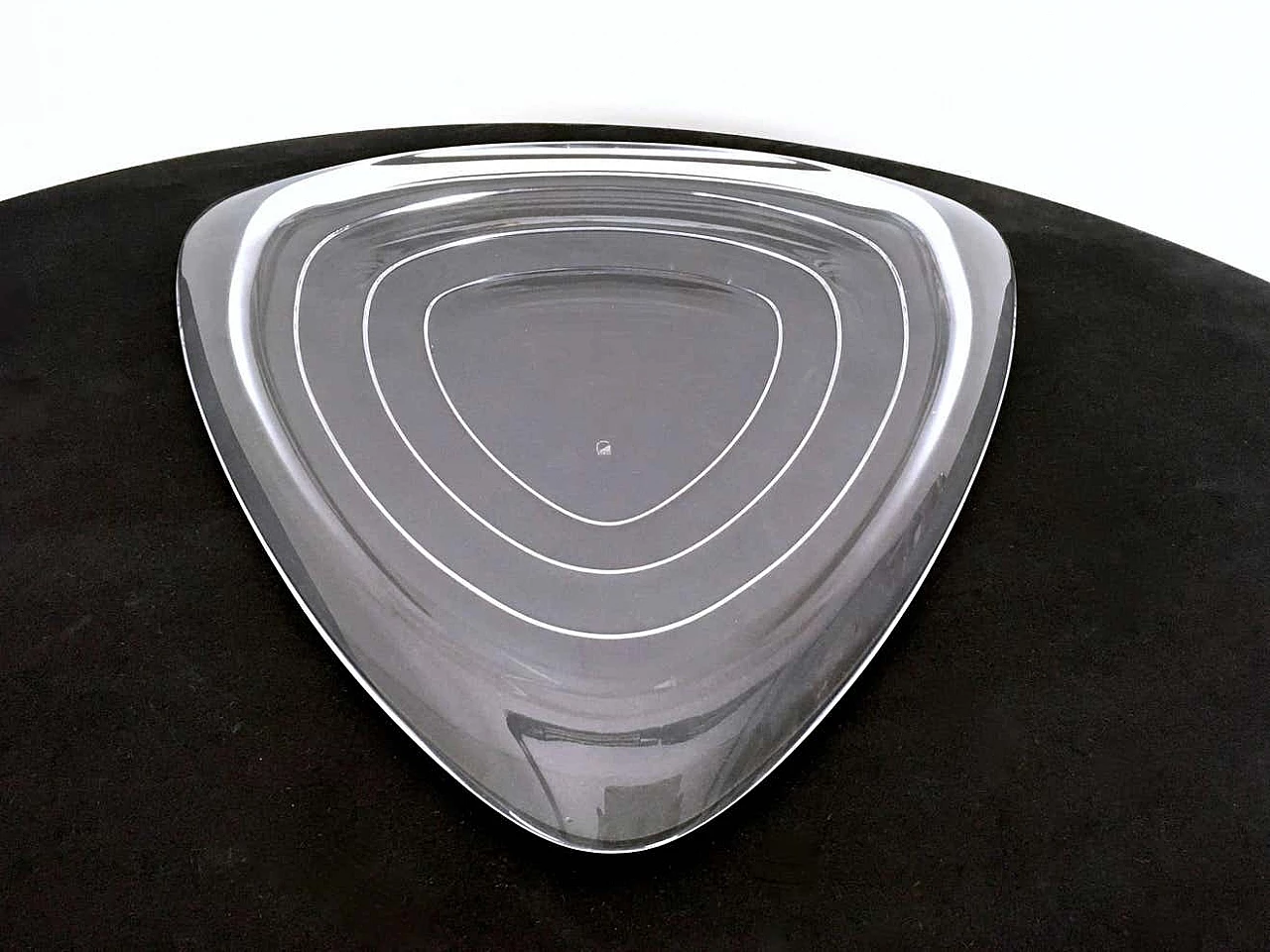 Triangular glass plate by Angelo Mangiarotti for Cristallerie Colle, 1990s 3