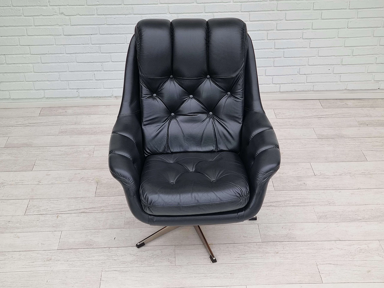 Danish black leather swivel armchair, 1970s 3