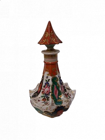 Oriental-style porcelain bottle, 1920s
