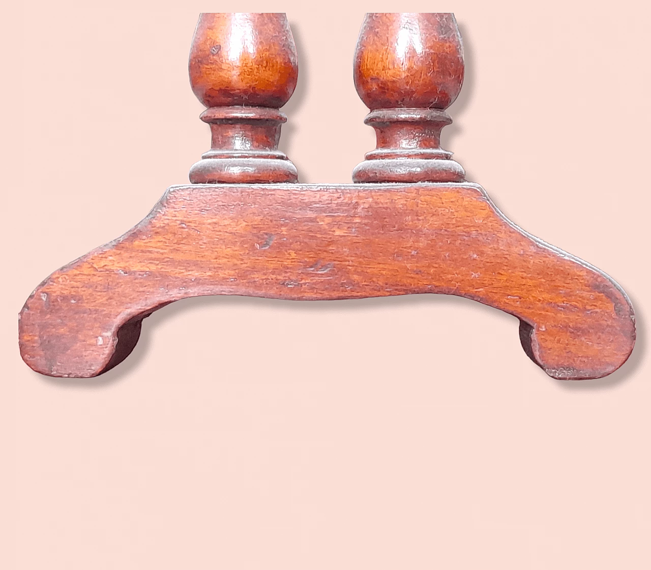 Tavolino pieghevole in legno con gambe tornite, anni '50 8