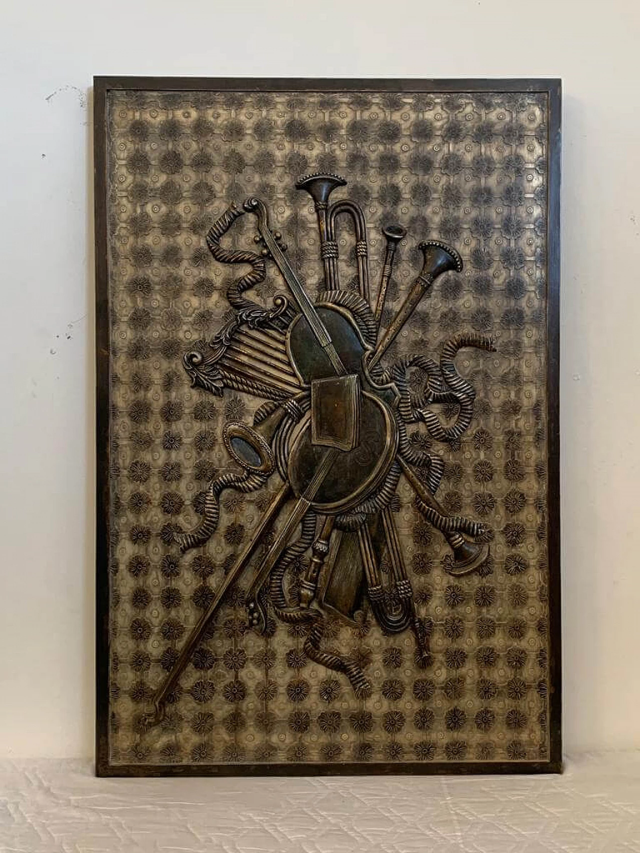 Decorative panel in carved resin on wood by Lam Lee, 1990s 1