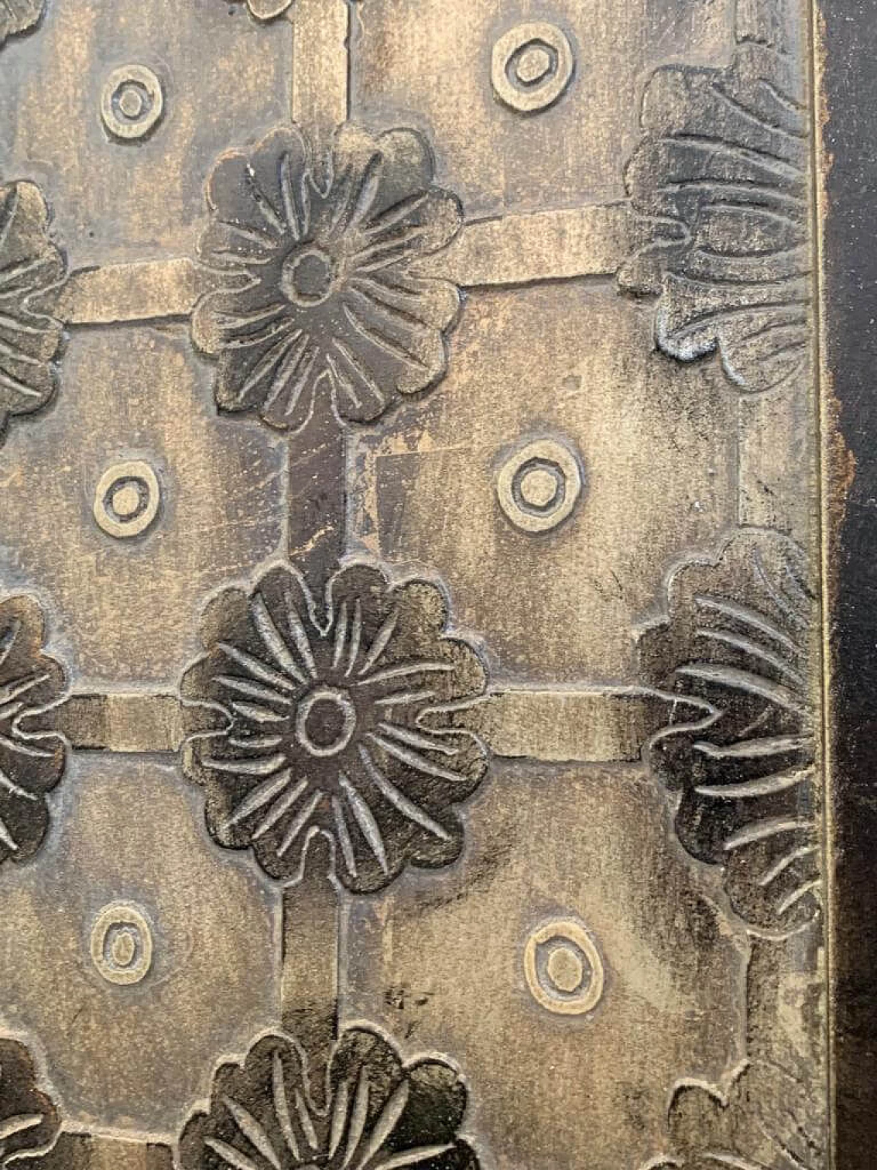 Decorative panel in carved resin on wood by Lam Lee, 1990s 6