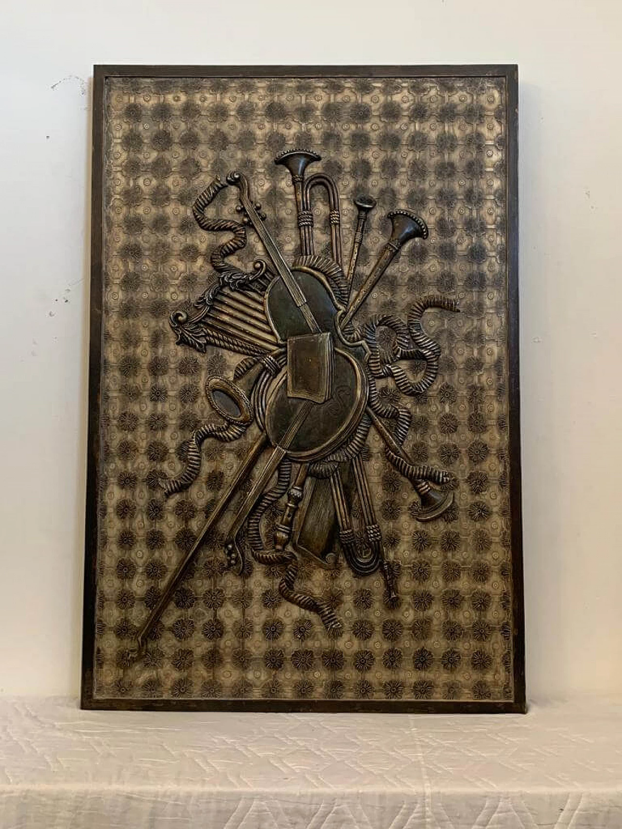 Decorative panel in carved resin on wood by Lam Lee, 1990s 10