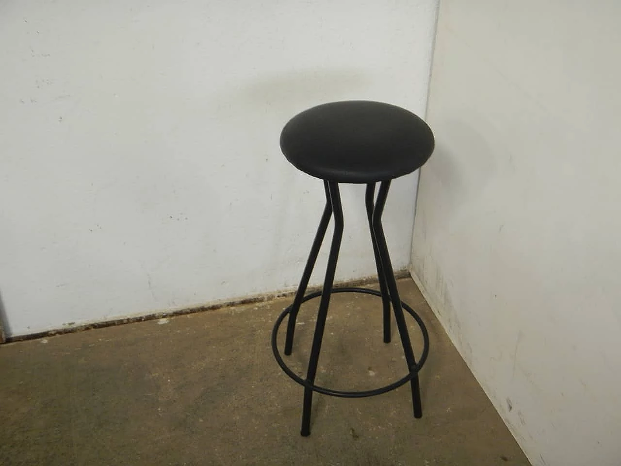 Stationary stool in stained iron and skai, 1990s 6