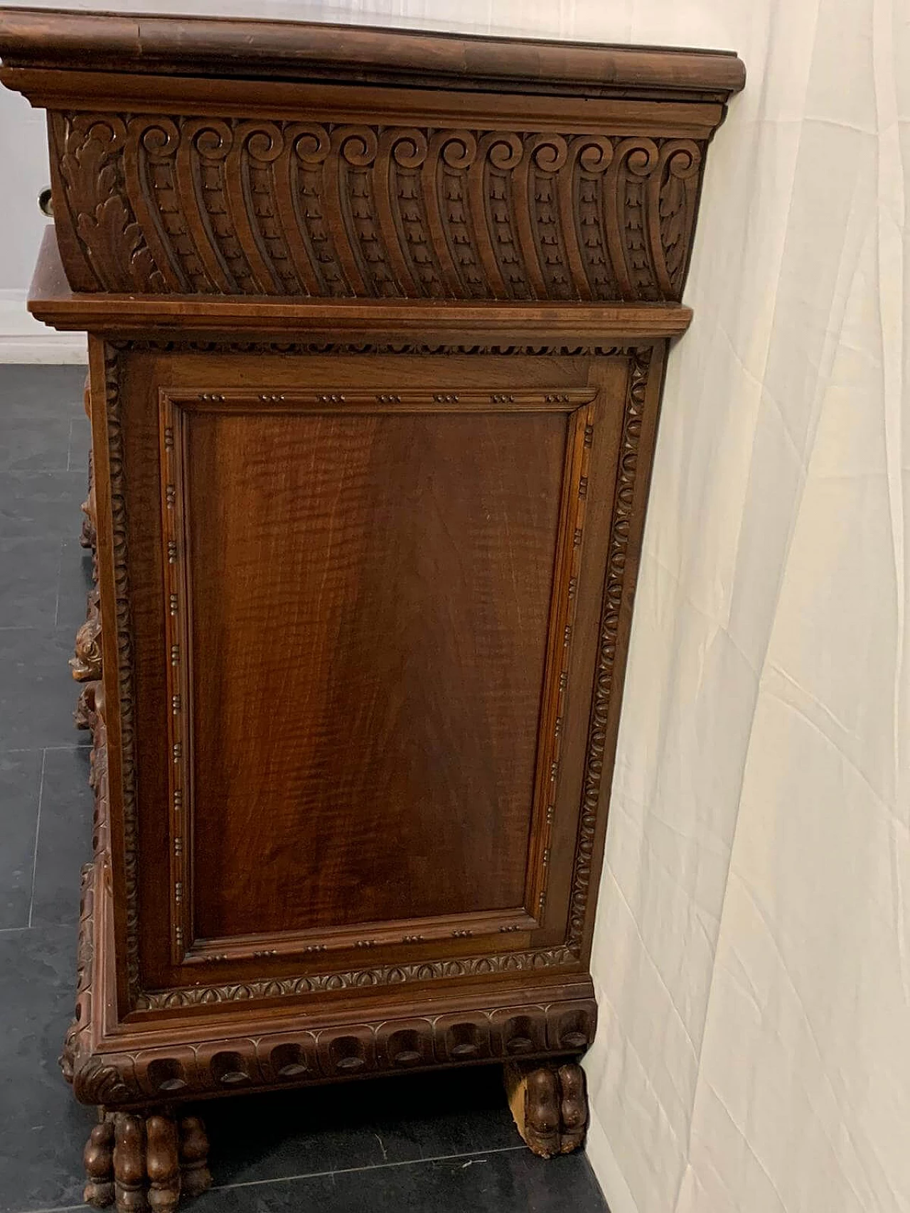 Walnut sideboard with bronze handles in Renaissance style, late 19th century 4
