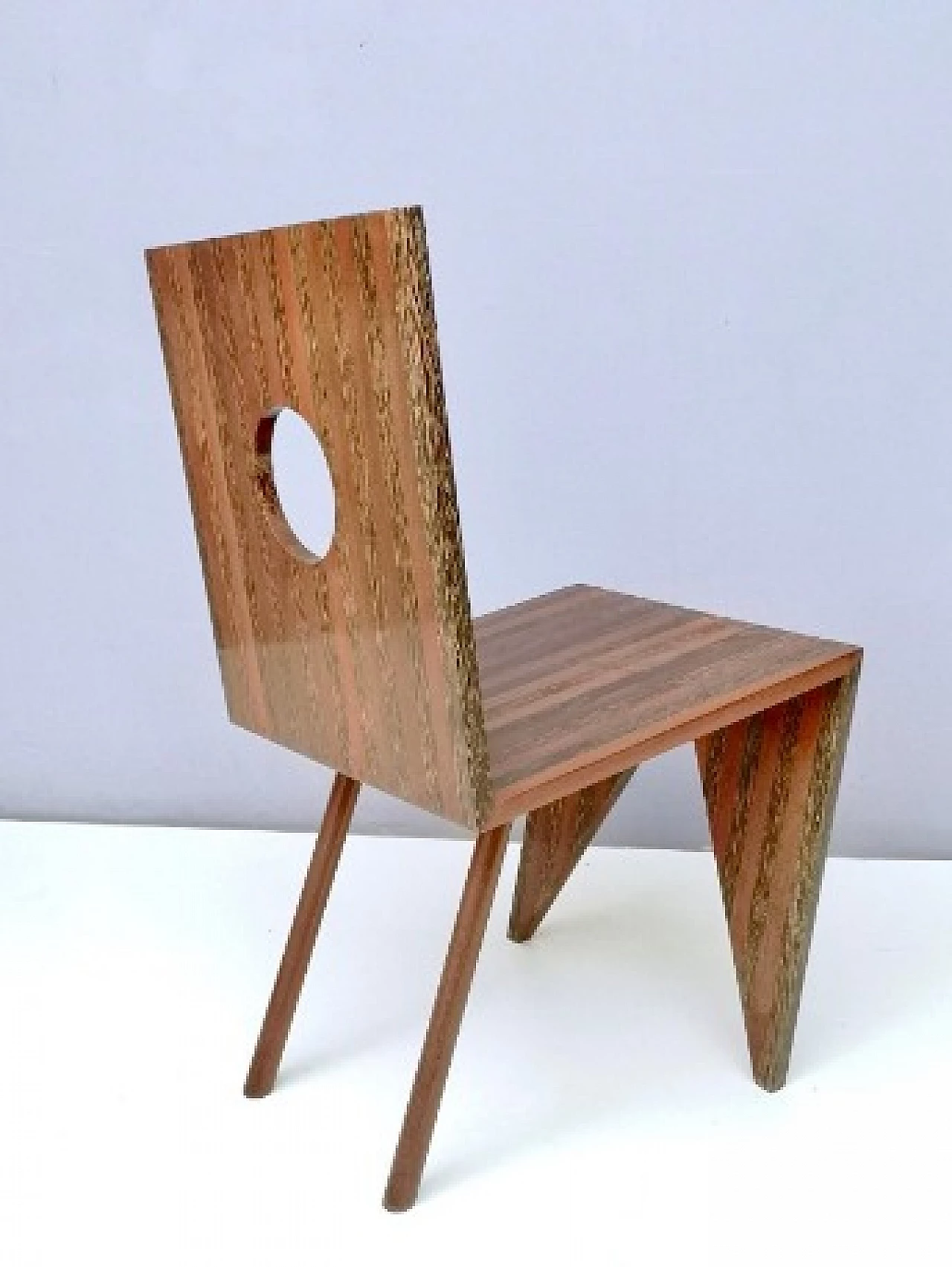 Irregular geometric chair in walnut and beech, 1980s 5