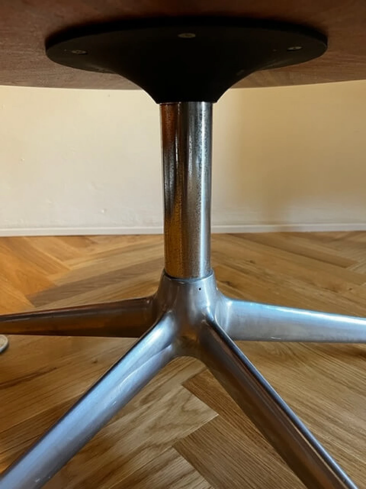 Tavolino rotondo di Ico e Luisa Parisi per MIM, anni '60 4