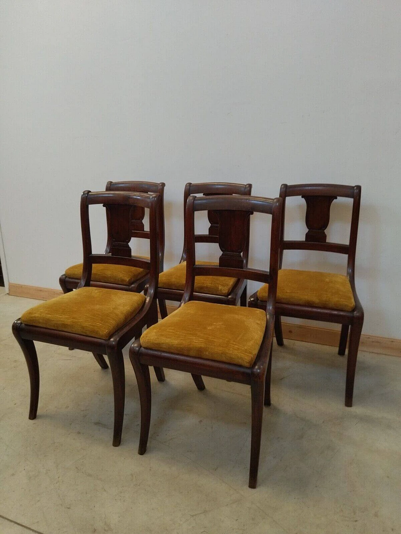 5 Empire-style walnut chairs, early 20th century 6