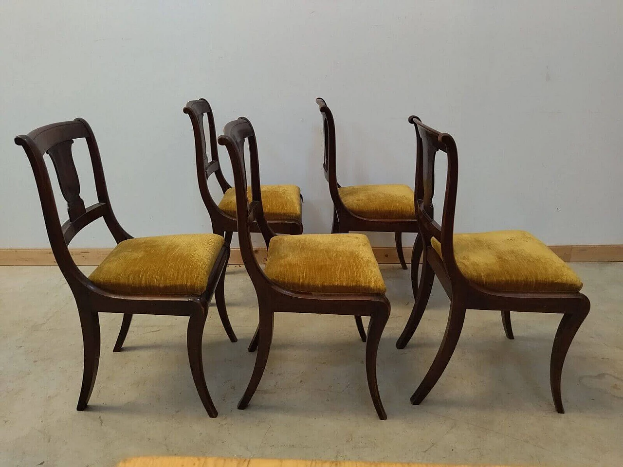 5 Empire-style walnut chairs, early 20th century 10