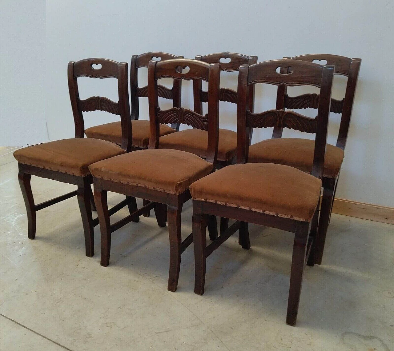 6 Empire-style walnut chairs, early 19th century 3