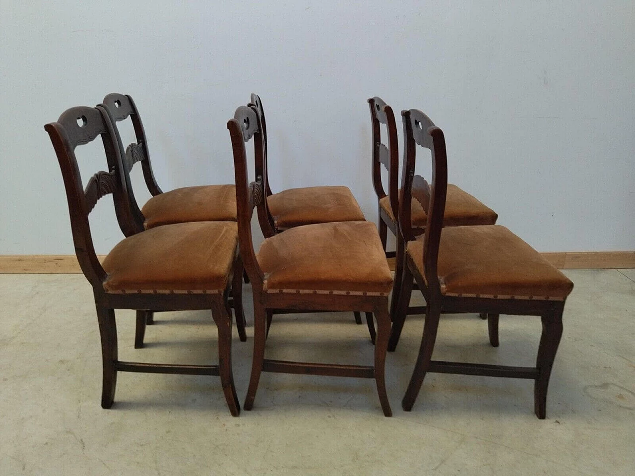 6 Empire-style walnut chairs, early 19th century 6