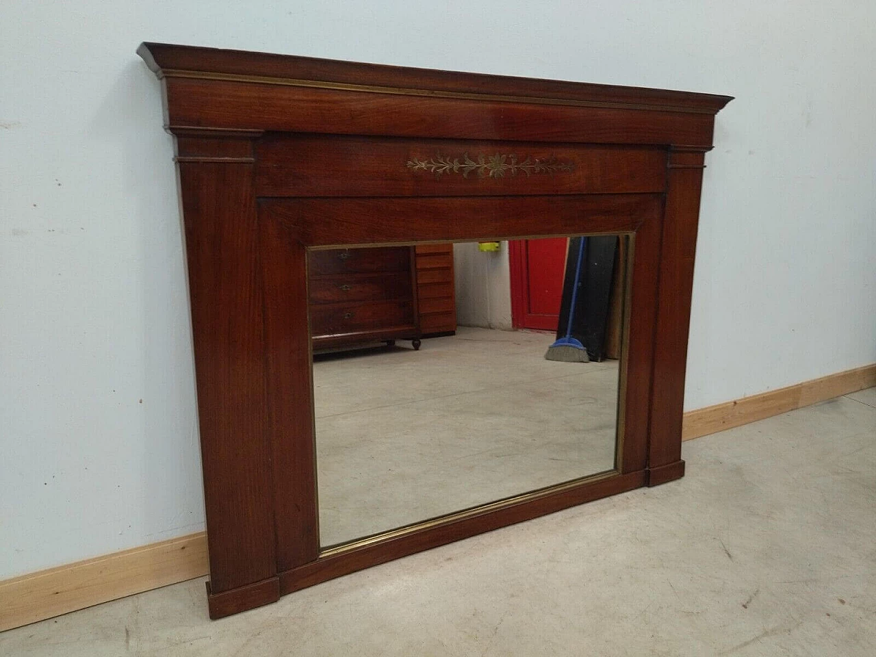 Specchiera o caminiera Impero in noce, primo '800 3