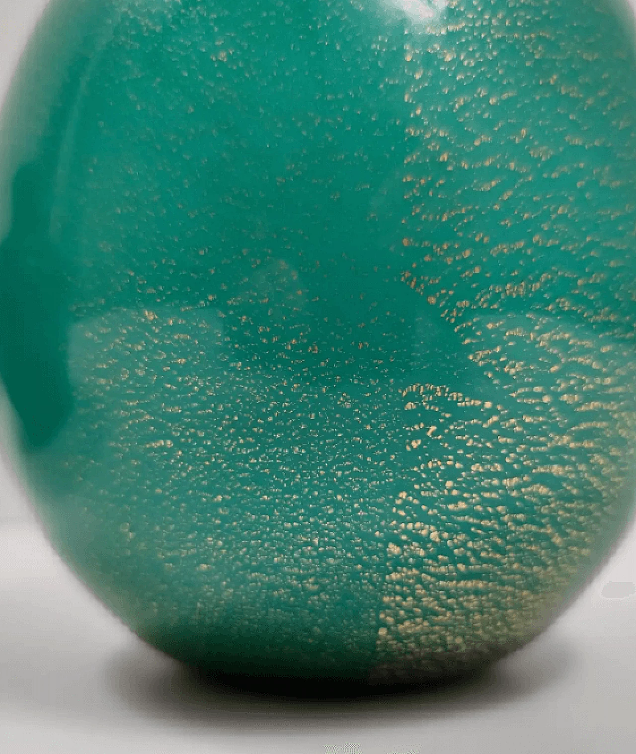 Green algae glass vase with gold leaf by Tomaso Buzzi for Venini, 1930s 7