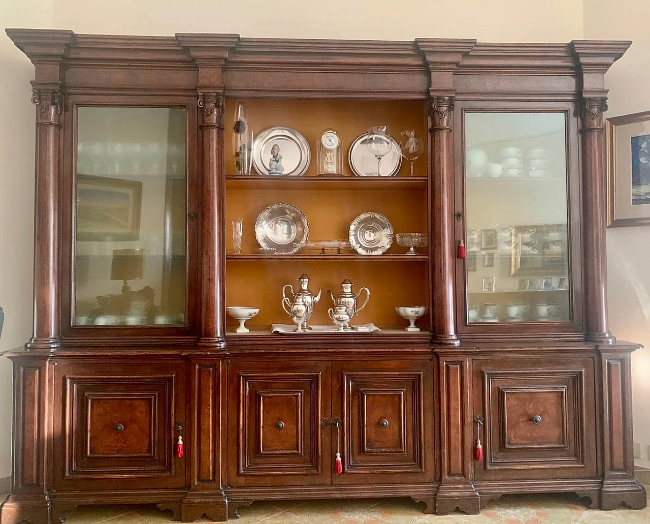 Credenza in legno con vetrina, anni '40 1