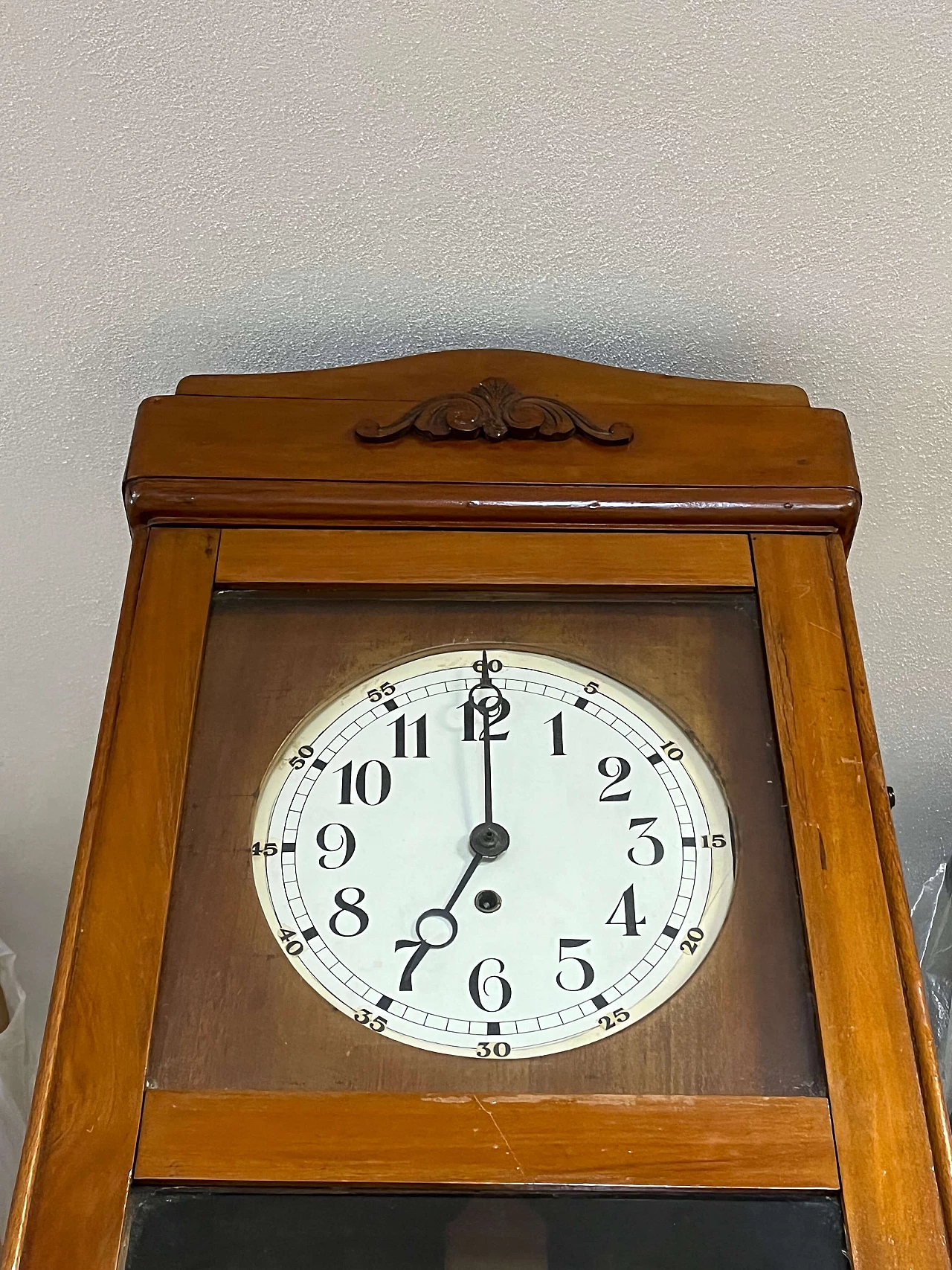 Walnut pendulum clock with carvings, 1940s 3