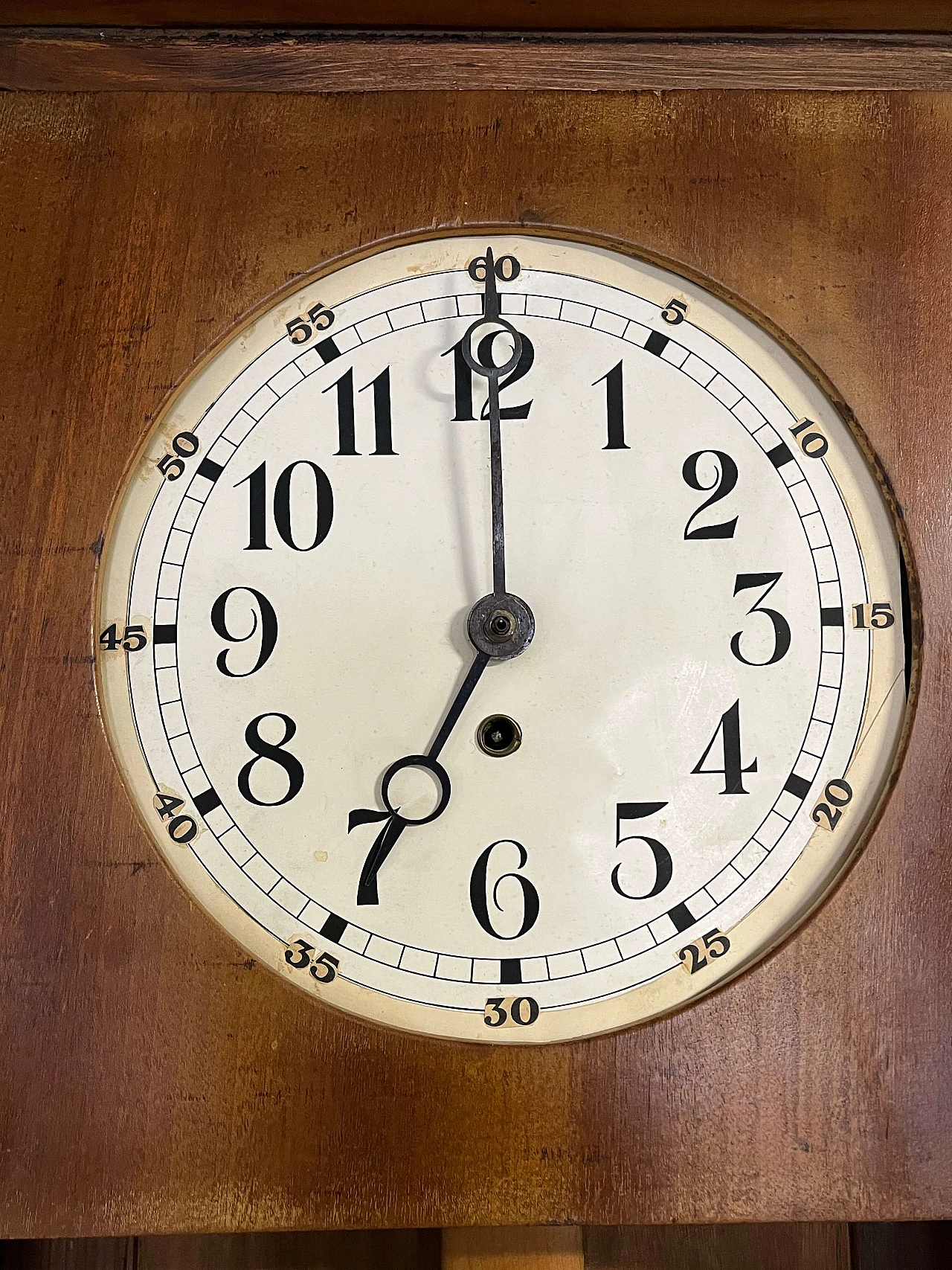 Walnut pendulum clock with carvings, 1940s 10