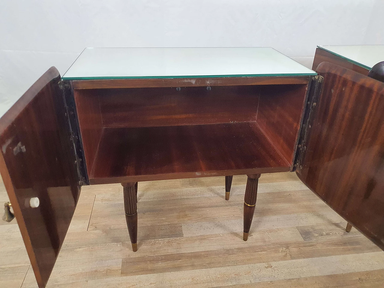 Pair of bedside tables with mirrored top and compartment drawers, 1940s 13