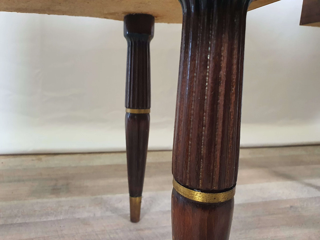 Pair of bedside tables with mirrored top and compartment drawers, 1940s 19