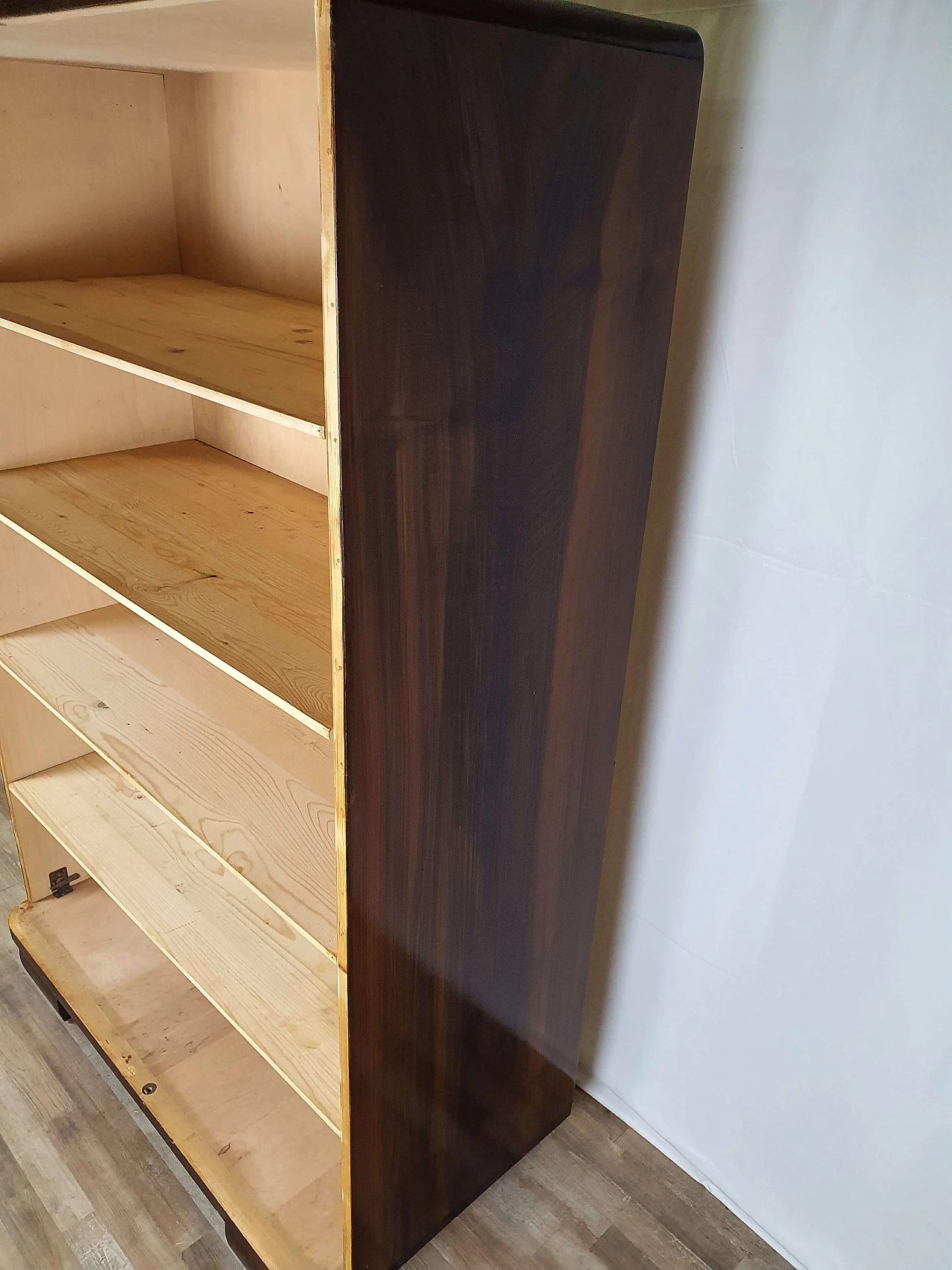 Libreria in radica di mogano a cinque ripiani regolabili, anni '50 2